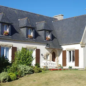 D'hotes Du Theven Bed & Breakfast Plougoulm